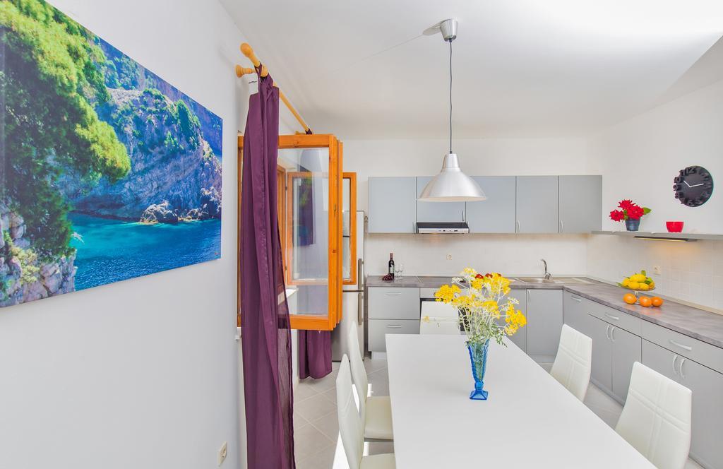 Apartment Lujak Donje Celo Eksteriør billede