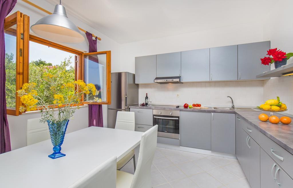 Apartment Lujak Donje Celo Eksteriør billede